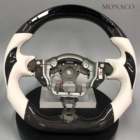 Custom carbon fiber steering wheel for Nissan 370Z (2013–2016): LED Display