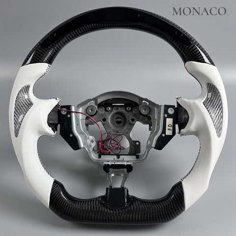 Custom carbon fiber steering wheel for Nissan 370Z-350Z-GT-R R35 (2013–2016): White